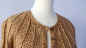 Einen Rundhalsausschnitt strickst du mit der Drittel-Regel ausschnitt stricken