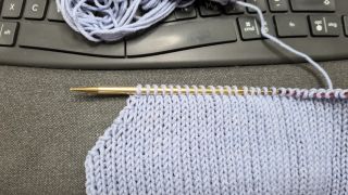 Die Abgekettete Kante wird nicht gleichmäßig betonte abnahme