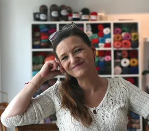 Das ist Iris, die Zahlenhexe. Ueber